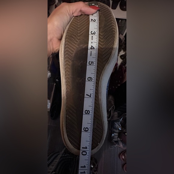 CYBER MONDAY DEALS 
FreeBird 516 Navy Sneakers - Picture 6 of 6